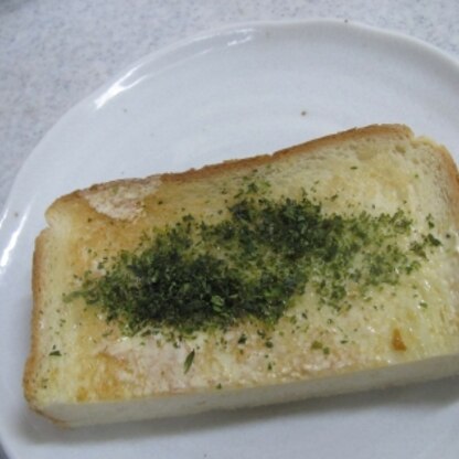 おはよう♪甘いのと青海苔って、ホント、懐かしい味がするね❤駄菓子を食べているみたい！ごちそうさま(*^_^*)